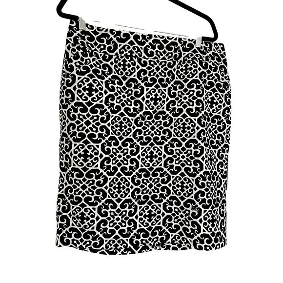 Charter Club Black/White Print Pencil Skirt - Size 16  (NWT) - Picture 1 of 6